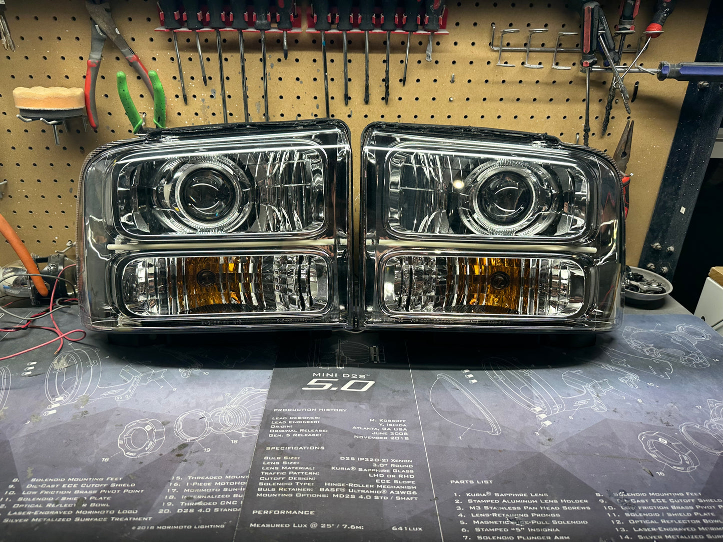 99-07 Ford Super Duty Headlight