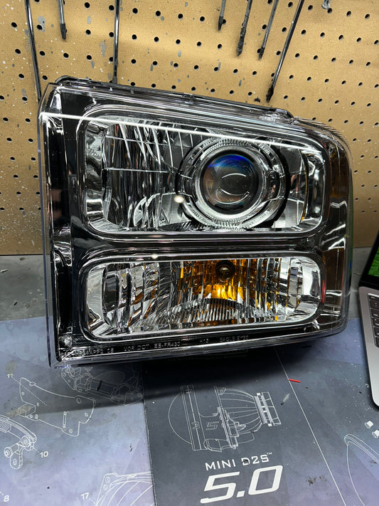 99-07 Ford Super Duty Headlight