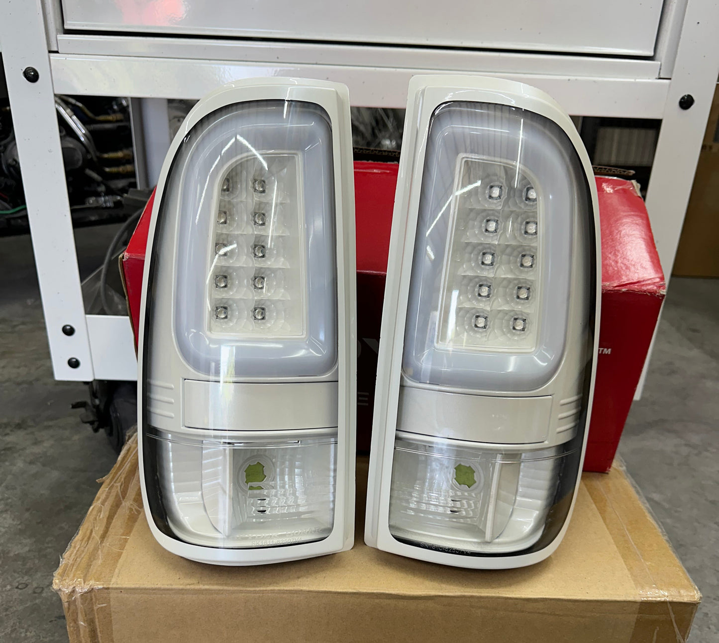 99-16 Ford Superduty O Bar Colormatched Taillights